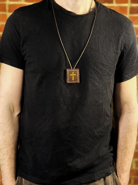 Premium Handcrafted Brown Scapular for Men – Stella Maris - Made in England - Image 11