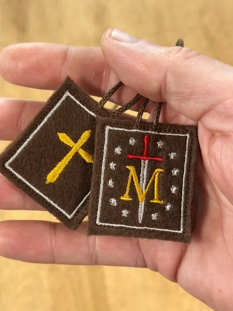 Premium Handcrafted Brown Scapular for Men – Stella Maris - Made in England - Image 6