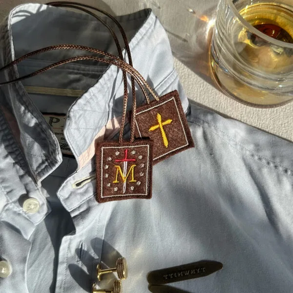 Alternative view of Premium Handcrafted Brown Scapular for Men – Stella Maris - Made in England