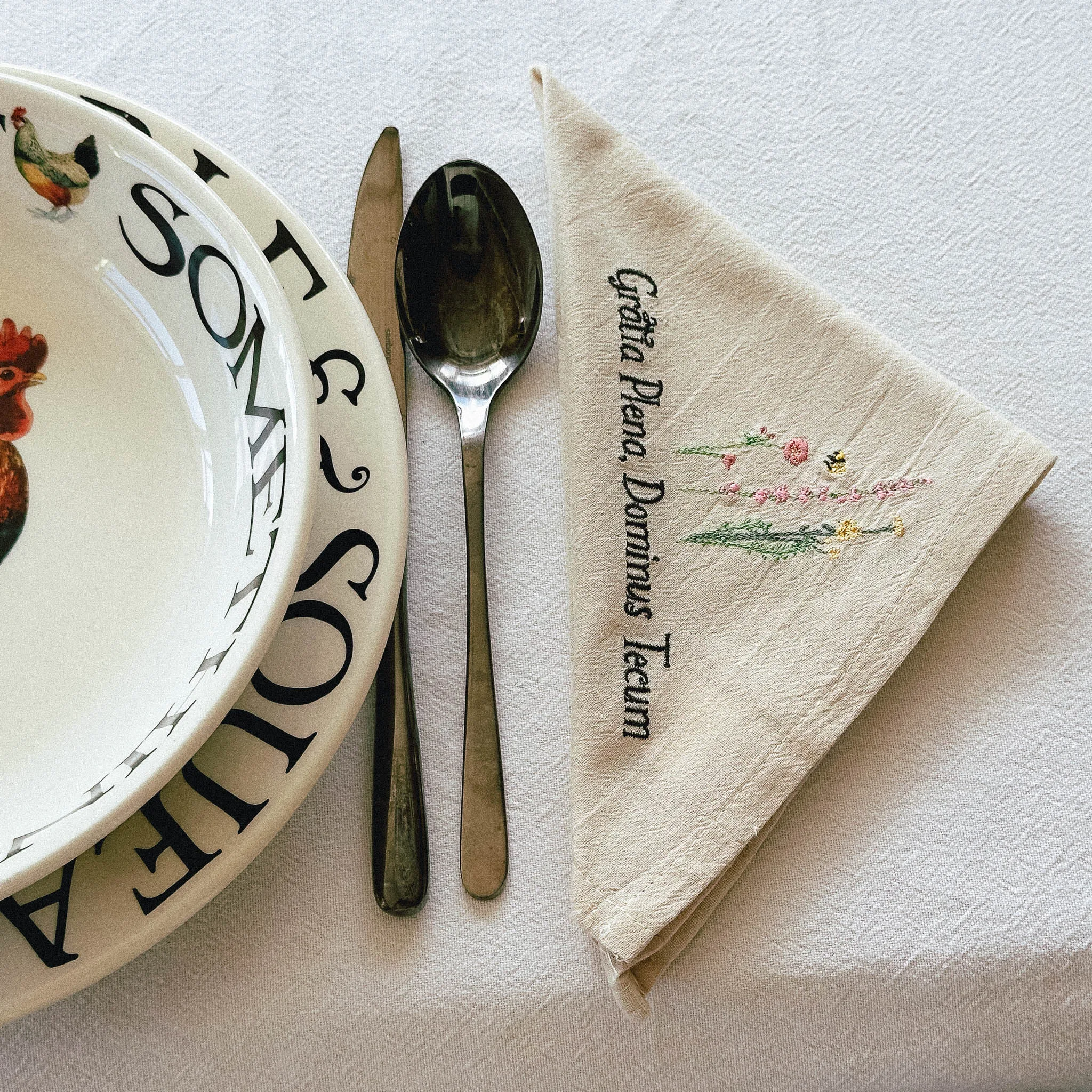 Full of Grace Embroidered Linen Napkins - Image 3